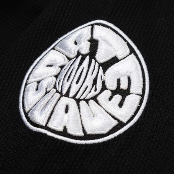 Embroidered patch with logo design on black fabric. Text reads 'HOOKS Arte Suave'.